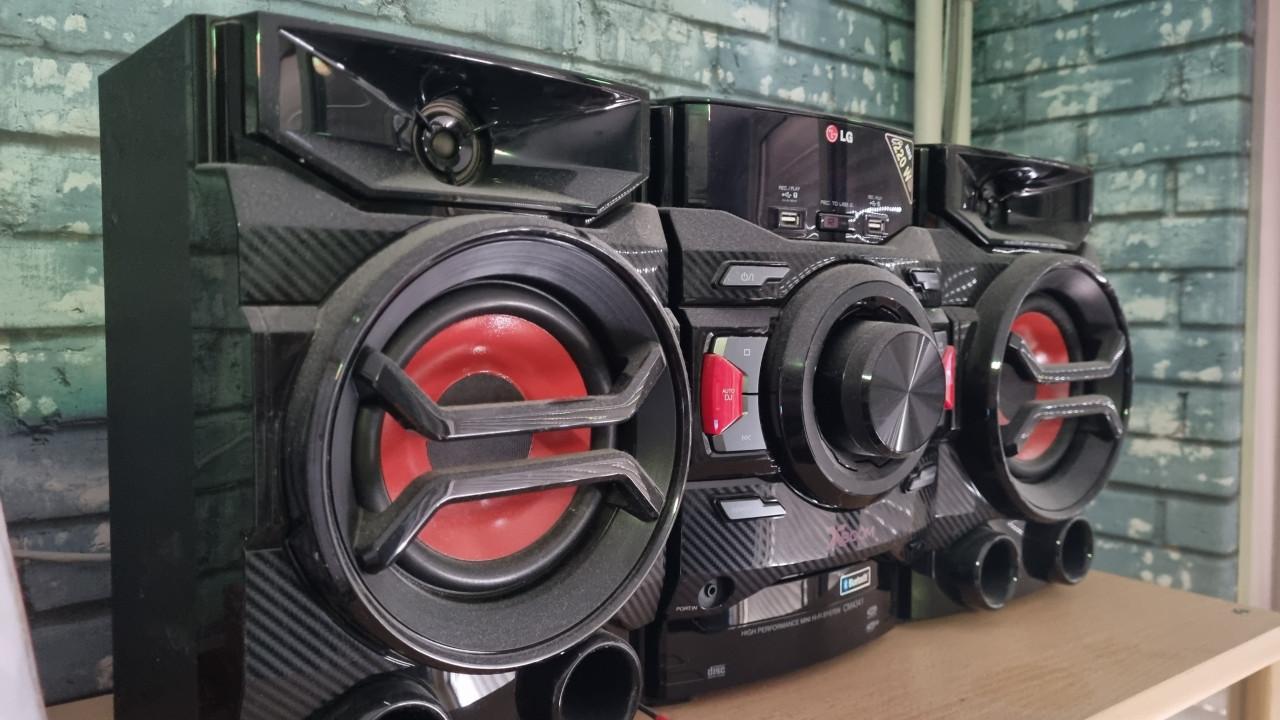 LG XBOOM CM4341 mini hifi systeem