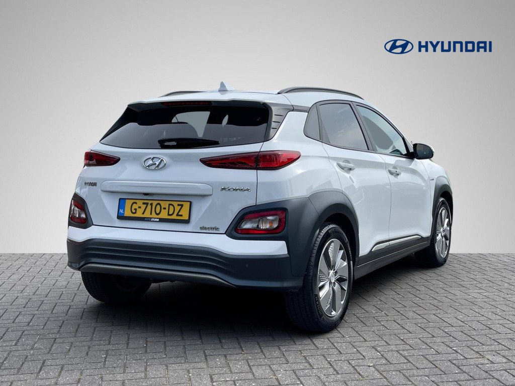 Hyundai Kona ev premium 64 kwh sky | head-up display | stuur- + stoelverwar