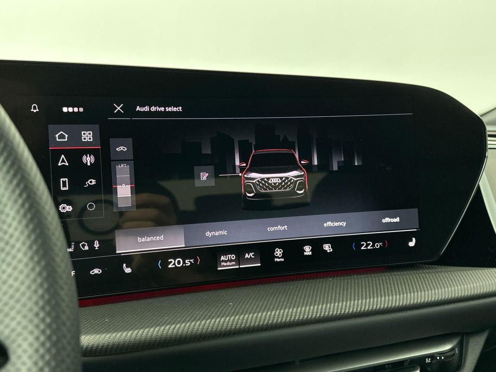 Audi Q5 s edition competition e-hybrid 270 kw / 367 pk suv