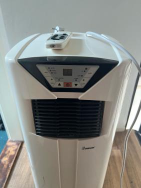 Mobiele airco.  Eurocom.  60 euro.