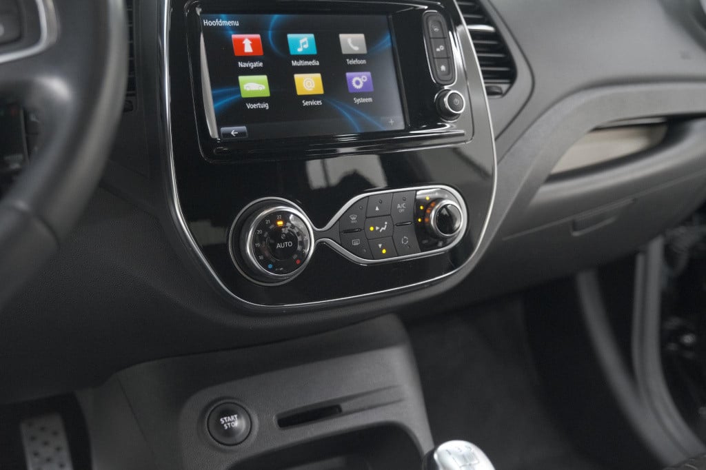 Renault Captur tce 90 intens | camera | dodehoekdetectie | navigatie | park