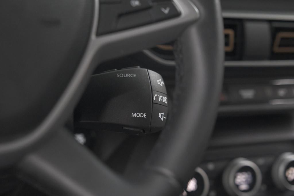 Dacia Jogger tce 110 extreme | 7 zitplaatsen | camera | dodehoekdetectie | 