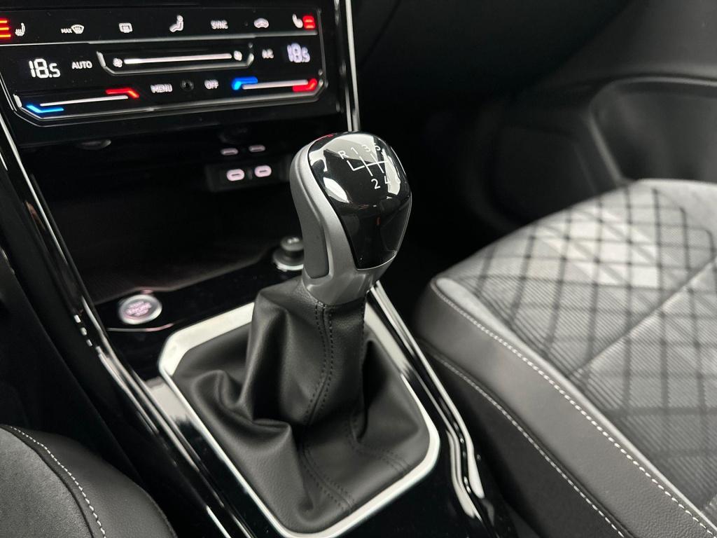 Volkswagen T-roc r-line-edition 1.0 85 kw / 116 pk tsi suv 6 versn. led plu