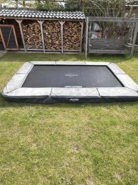 Berg trampoline airflow pro, 330 x 220 cm.