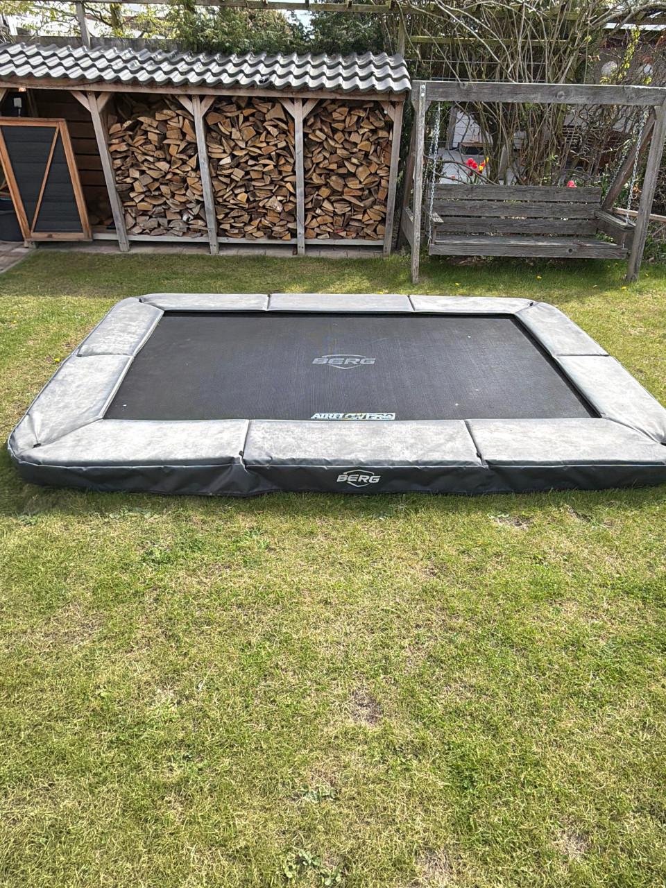 Berg trampoline airflow pro, 330 x 220 cm.