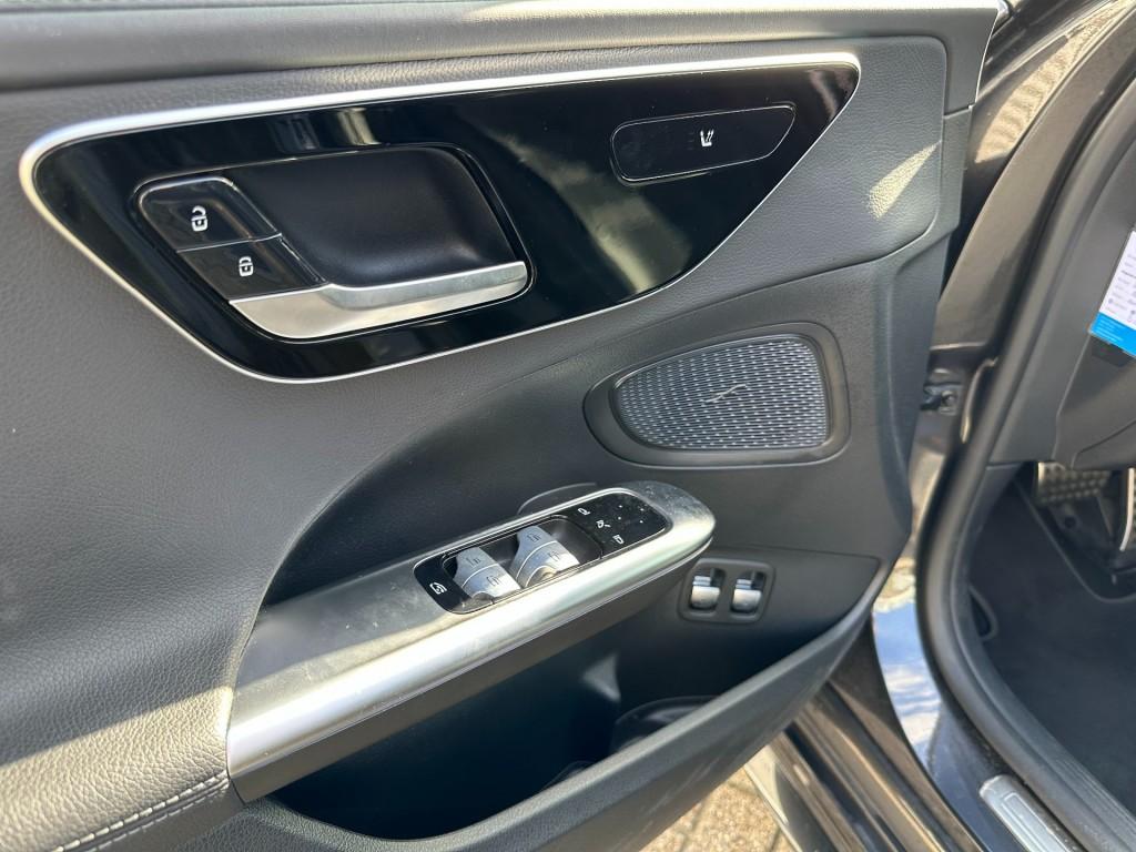 Mercedes-Benz C-Klasse 300e amg line trekhaak camera led stoelverwarming
