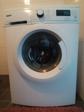Gratis af te halen, wasmachine. Op zaterdag 28 Maart op te halen