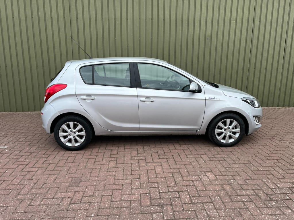 Hyundai I 20 1.2i i-deal