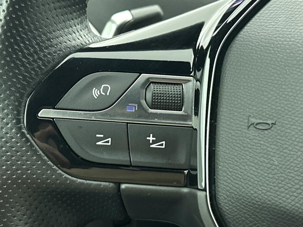 Peugeot 5008 180pk gt pack business | rijklaar | trekhaak | leer | adaptiev