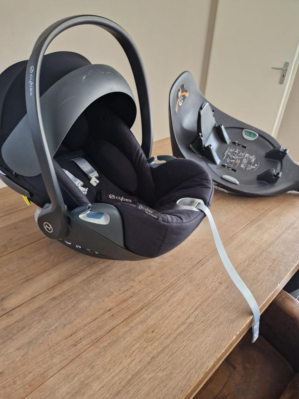 Cybex autostoel inclusief base