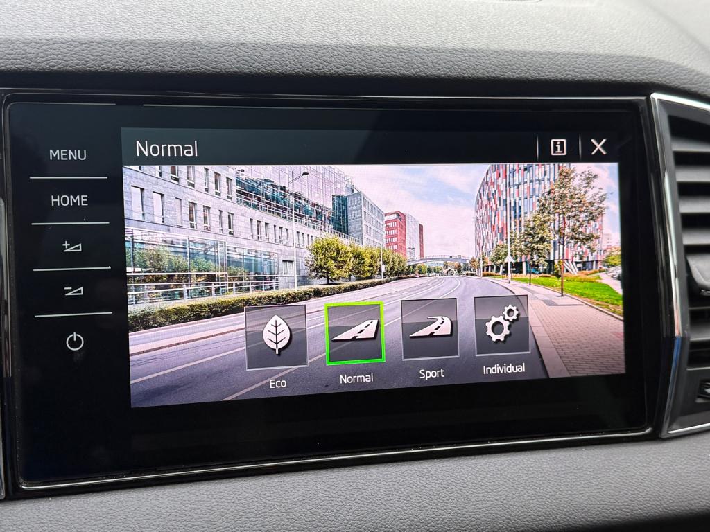 Skoda Karoq 1.5 tsi act style business