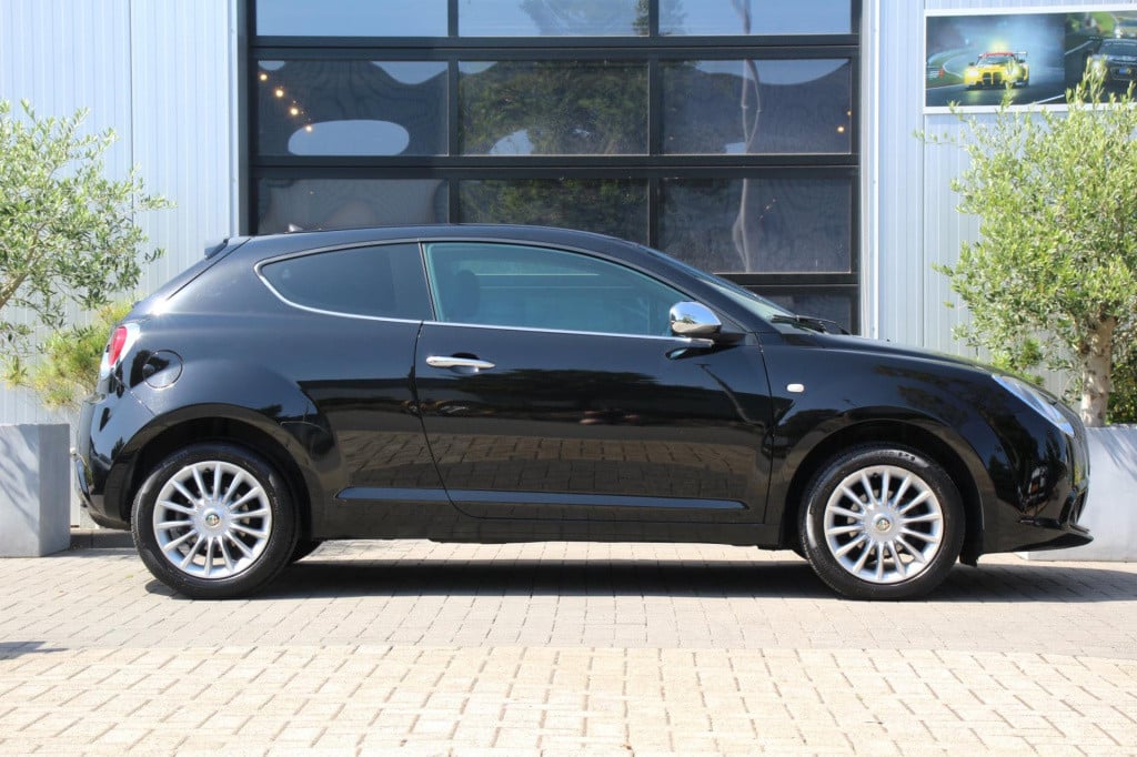 Alfa Romeo MiTo 1.4 turismo - actieprijs: €7.935,- t/m 20 augustus!