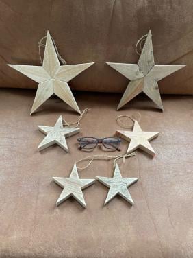 Houten kerst sterren.