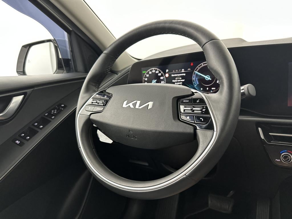 Kia Niro Ev dynamicplusline 64.8 kwh | trekhaak | stuur-/stoelverwarming | 