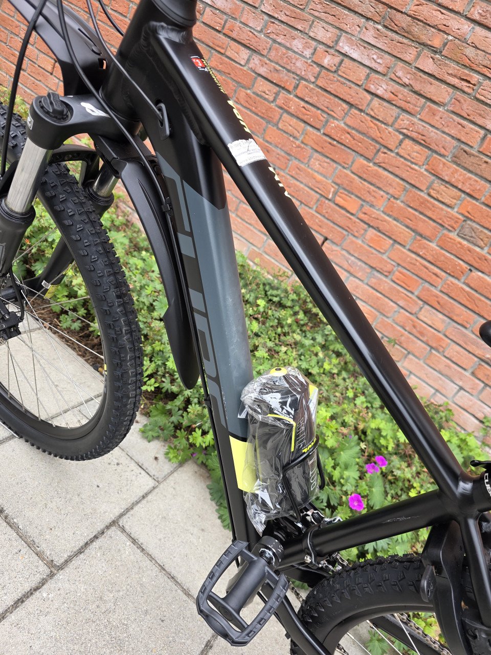 CUBE | AIM HPA | 27.5 INCH | FRAME 40 CM | NETTE STAAT!!
