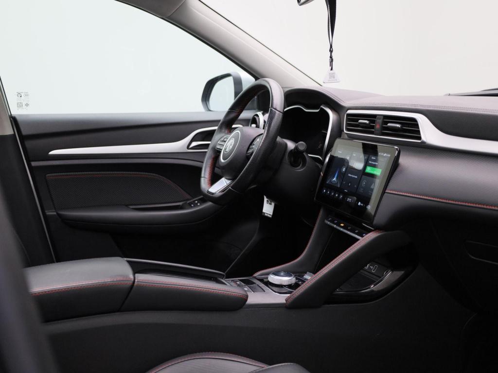 MG Zs Ev long range luxury 70 kwh 3-fase 11kw-lader | leder | panoramadak |
