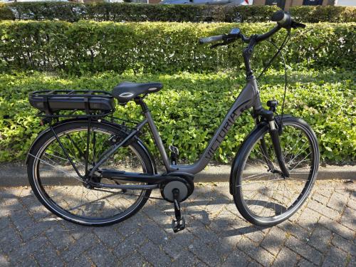 Schitterende Victoria met Bosch middenmotor en lage kilometerstand