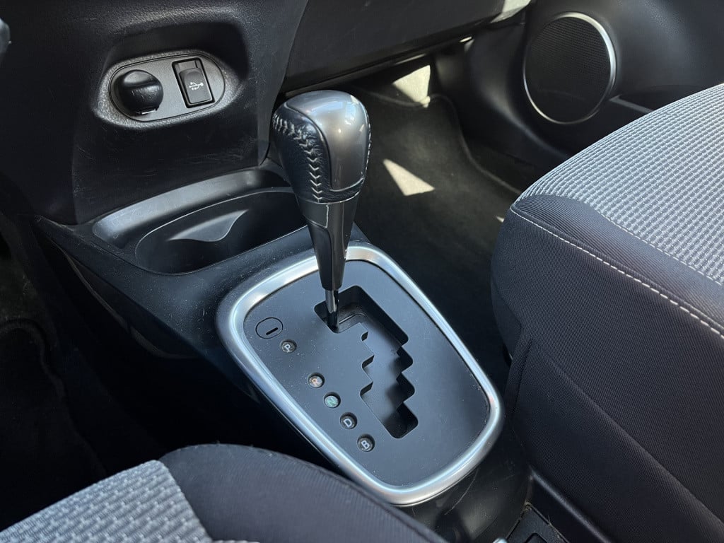 Toyota Yaris 1.5 hybrid aspiration | camera | trekhaak