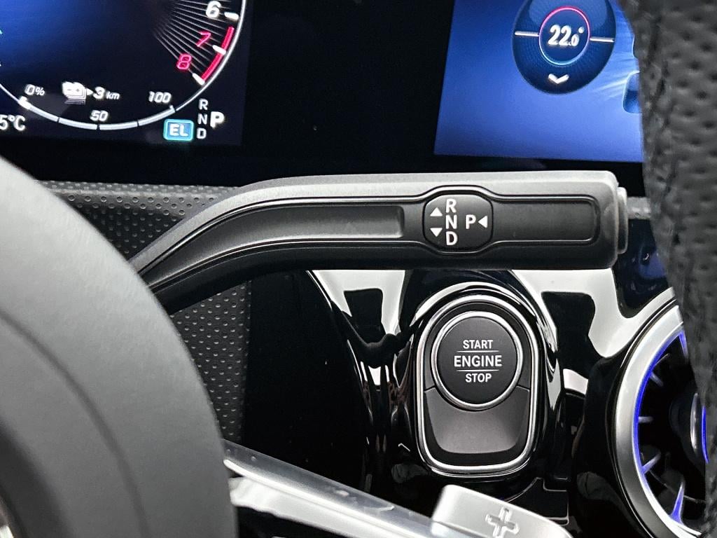 Mercedes-Benz A-Klasse 250 e business solution amg | amg line plus pakket |