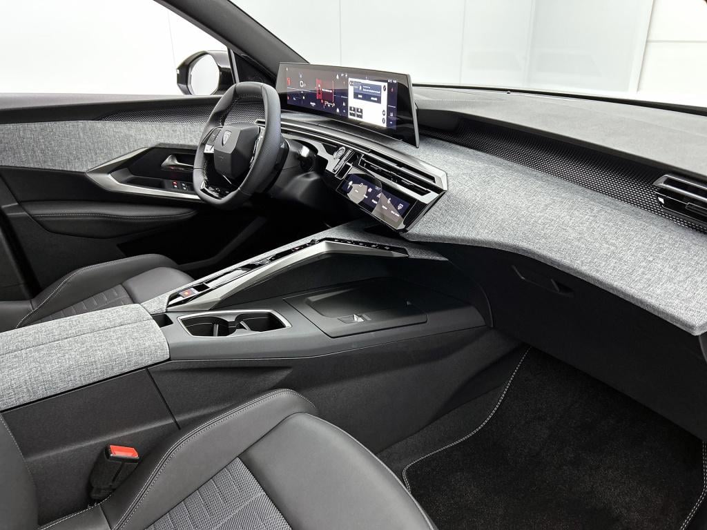 Peugeot 5008 hybrid 145pk automaat gt | rijklaar | 7 zitplaatsen | elektris