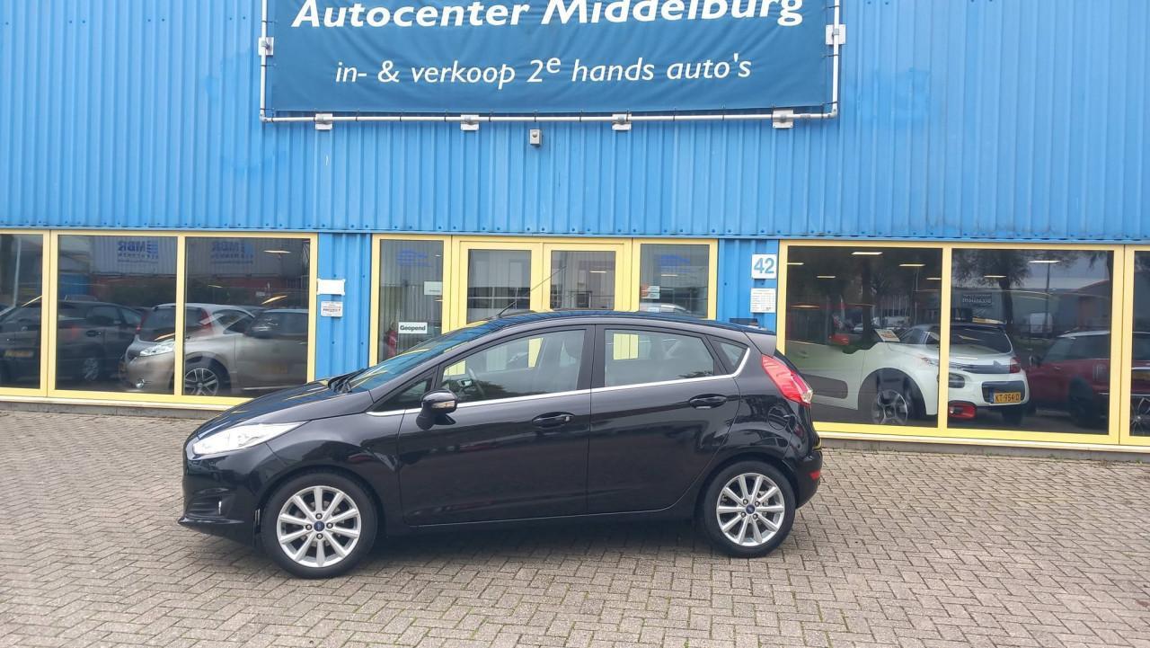 Ford FIESTA 1.0 EcoBoost Titanium 5deurs bj2015 airco lm-velgen apk 10-2027