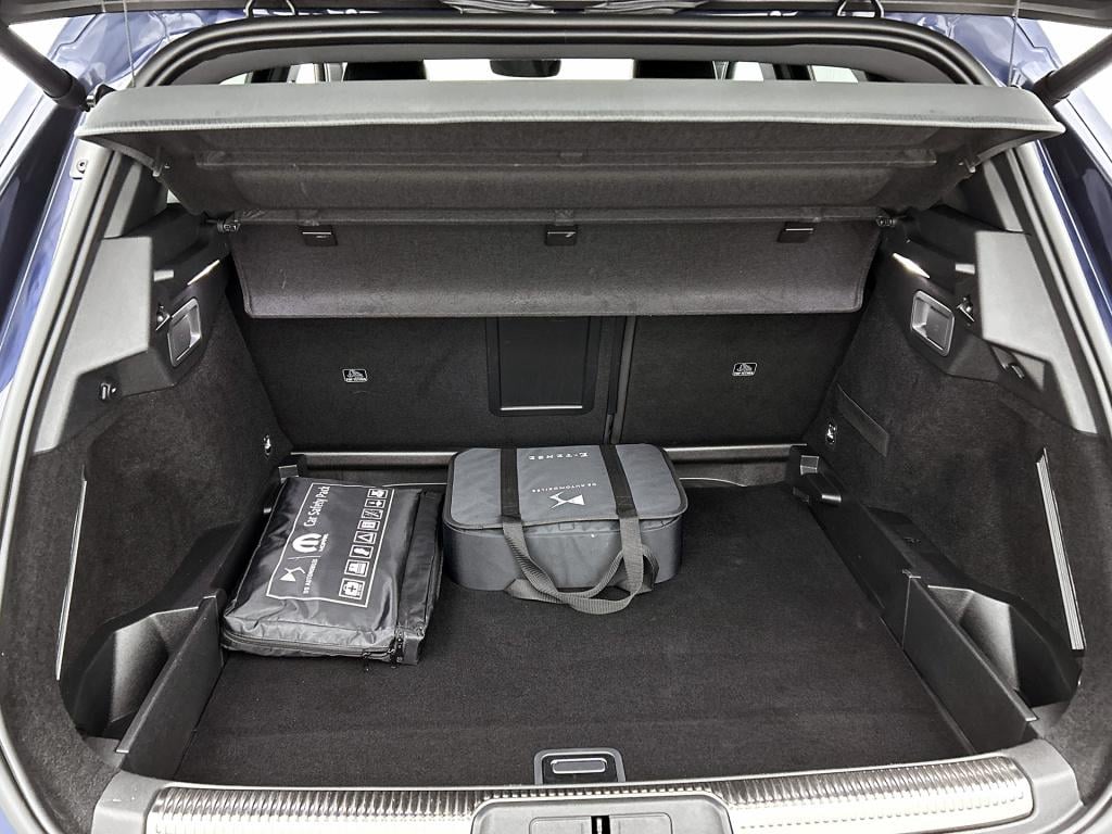 Ds Ds 7 e-tense 300pk 4x4 performance line+ | alcantara | 20" lichtmetaal |