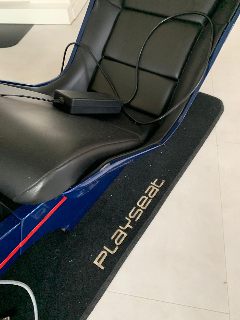 Complete fanatec sim racing set up, playseat F1