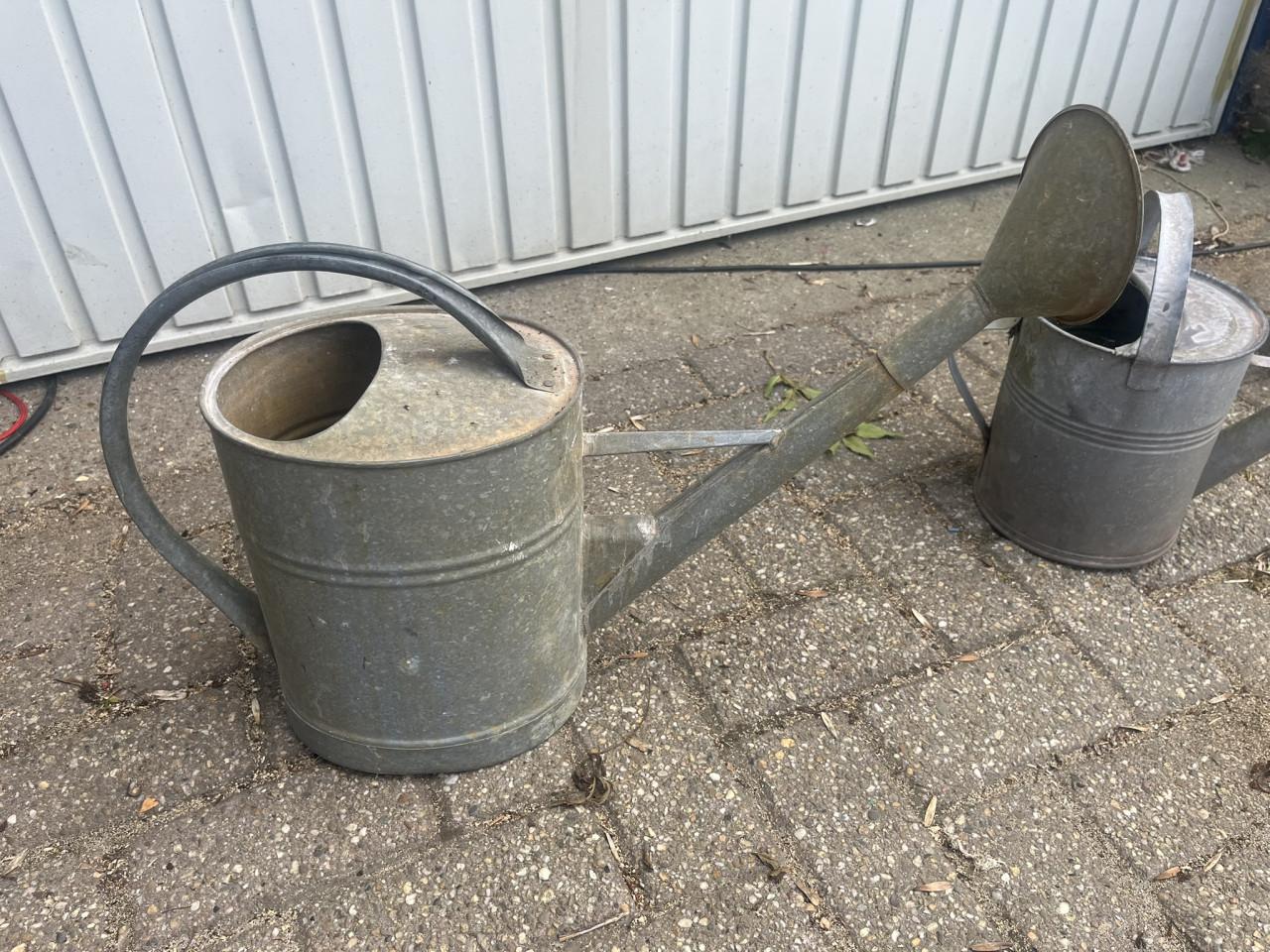6 Gieters metaal verzinkt