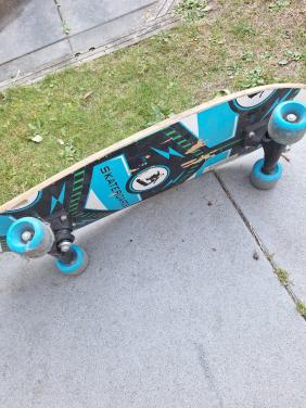 Skateboard