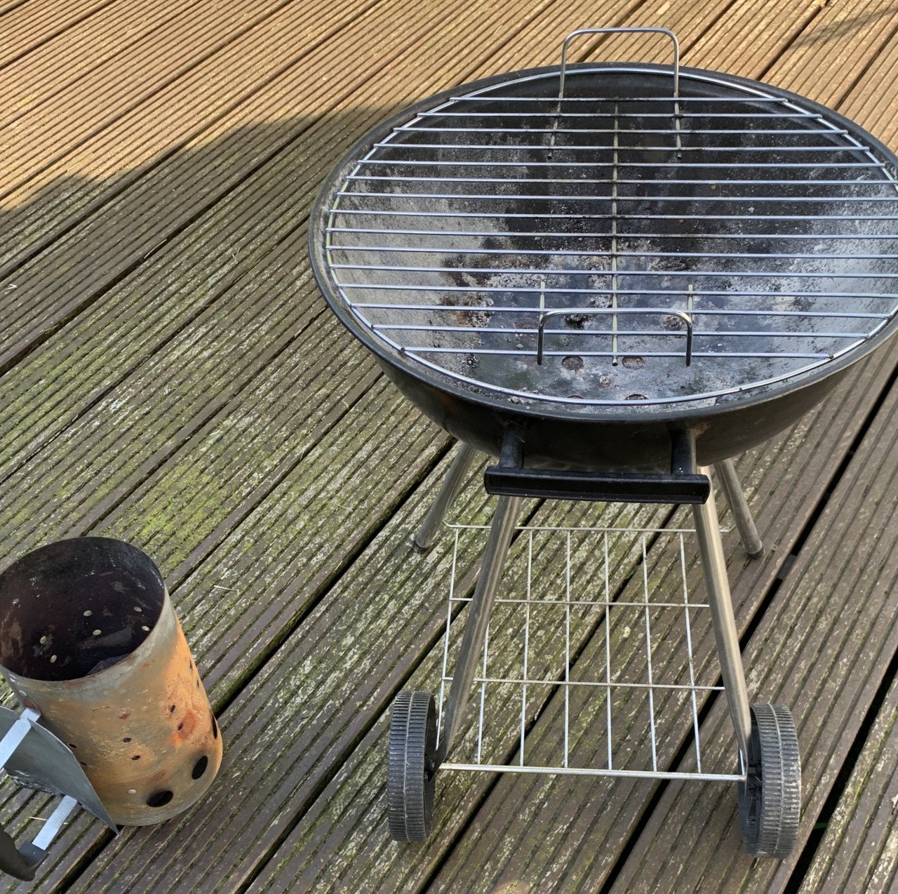 Bolbarbecue + toebehoren