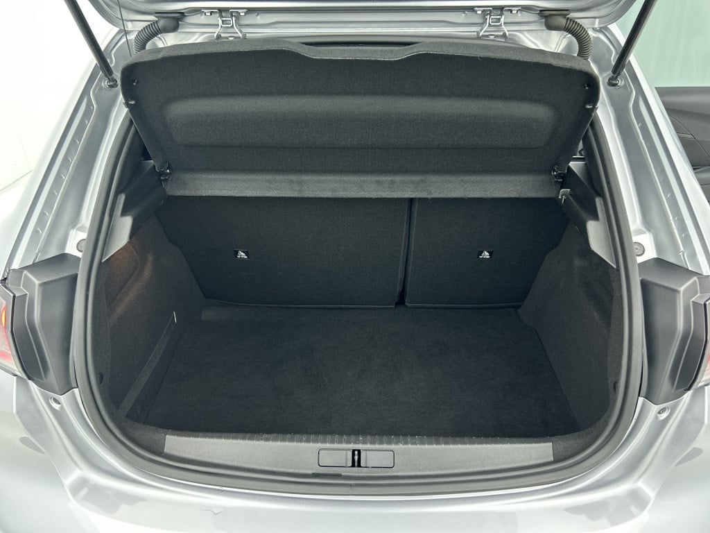 Peugeot 208 100 pk allure | rijklaar | navi | camera | icockpit |