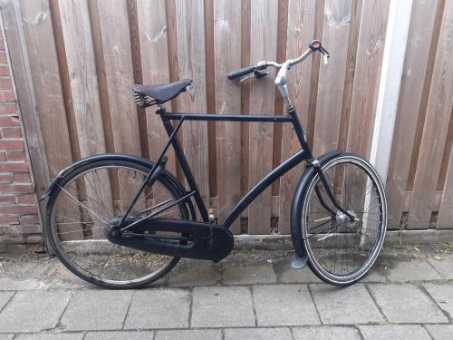 3 x Super oude hoge OPAfiets ** Kruisframe ** RODEX Holland 70cm & GAZELLE