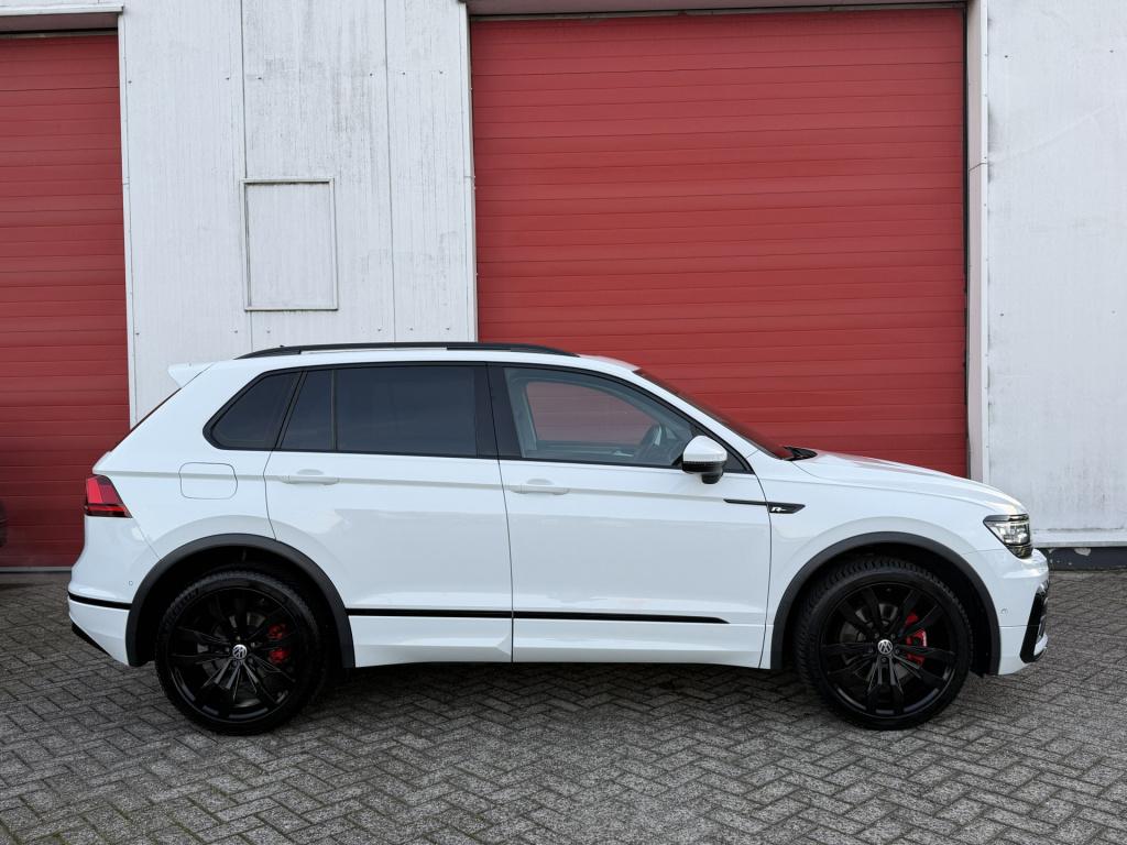 Volkswagen Tiguan 2.0 tsi 4motion highline | pano | acc | carplay | rijklaa