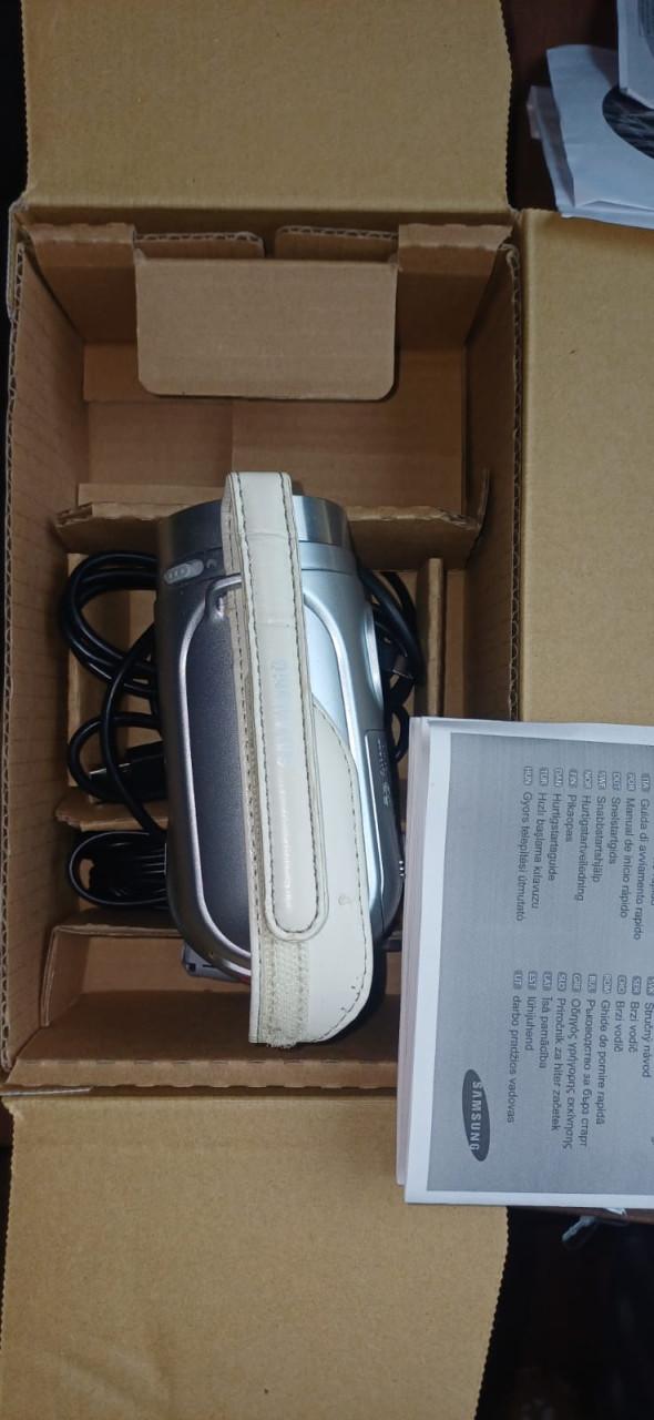 Samsung flash camera