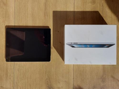 Z.g.a.n. Ipad Wi-Fi Cellular 16 GB Black Zwart (incl. doos)
