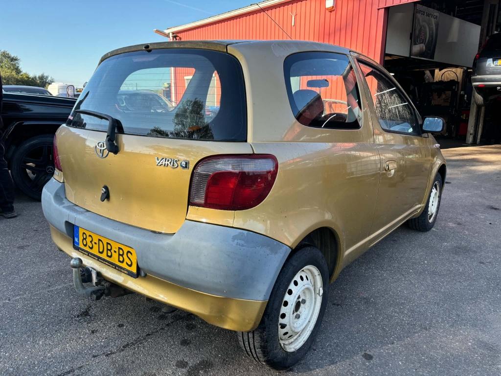 Toyota Yaris 1.0-16v vvt-i terra