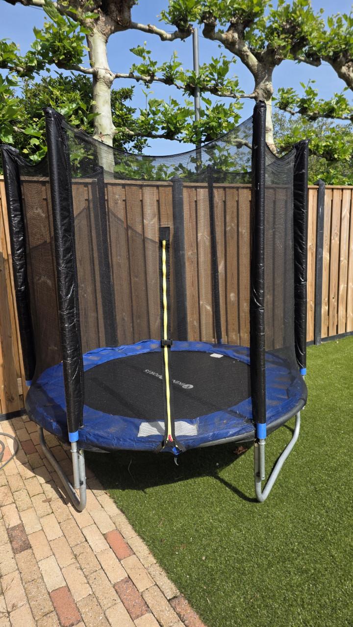 Trampoline in goede staat! 60 euro!