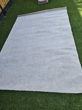 Vloerkleed ecru 200x300