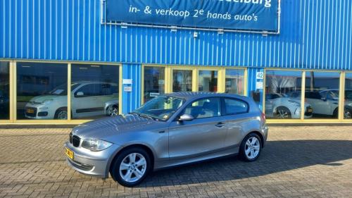 Bmw 1-SERIE 116i Corporate 3deurs bj:2009 airco lm-velgen apk 2027 !!!