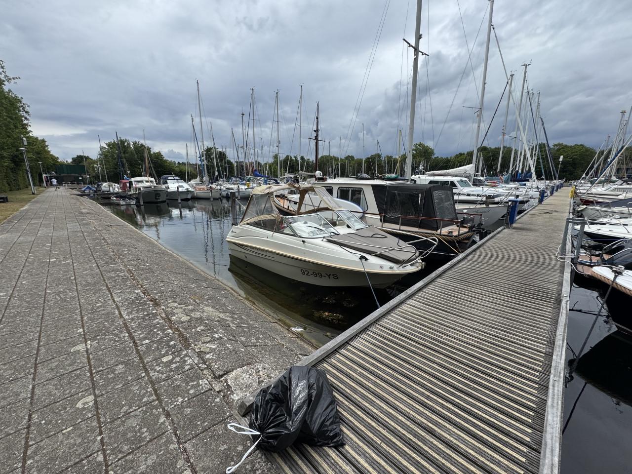 Jeanneau cap camarat 5.5 DC