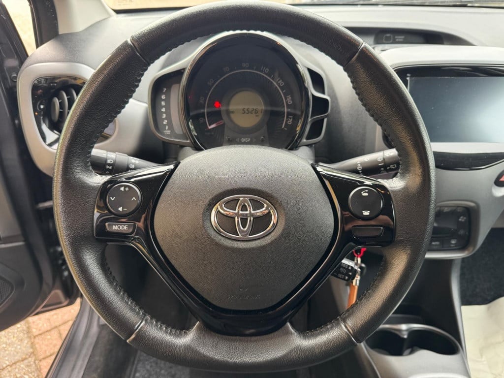 Toyota Aygo 1.0 vvt-i x-fun