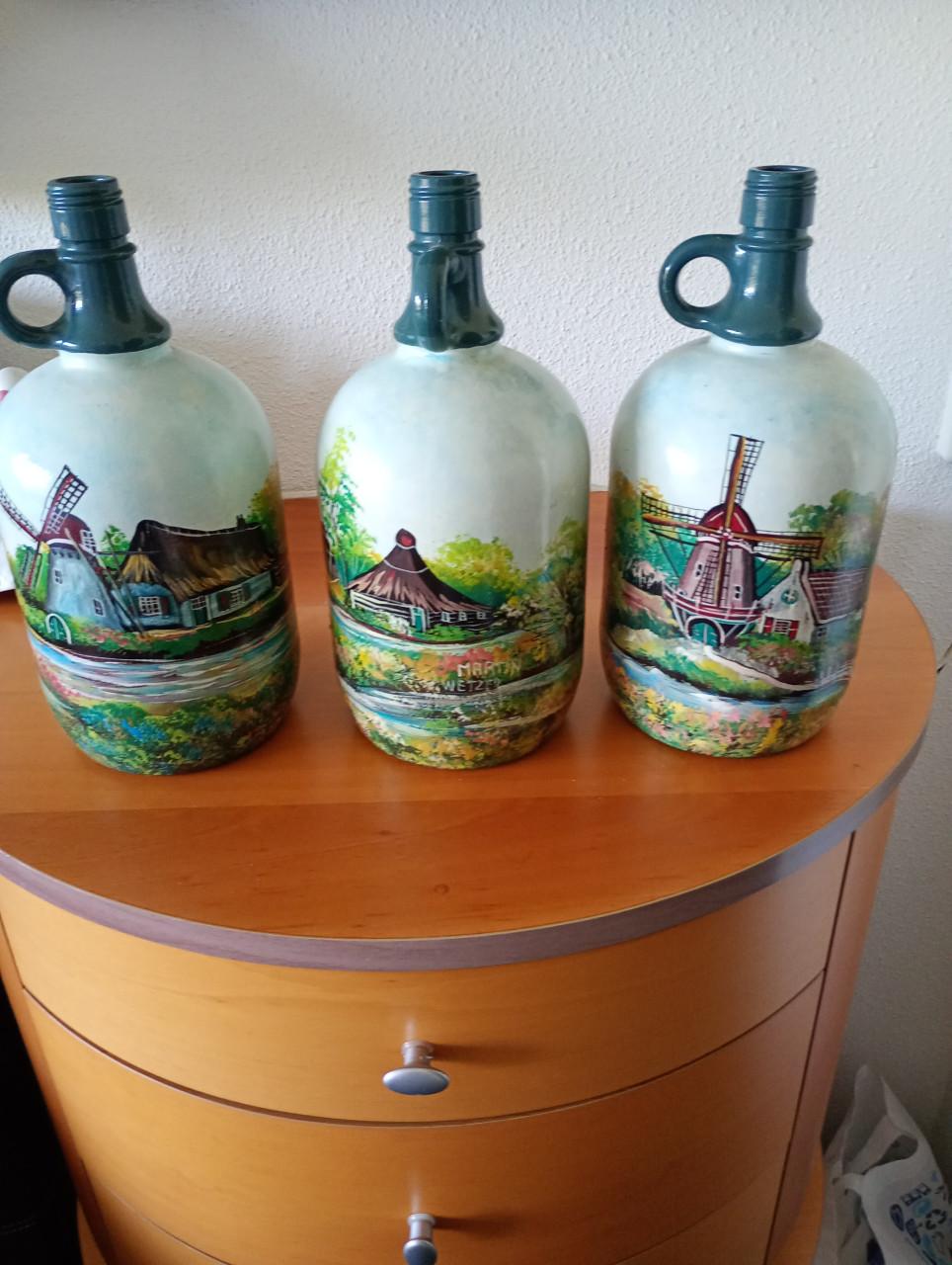 Handbeschilderde kruiken