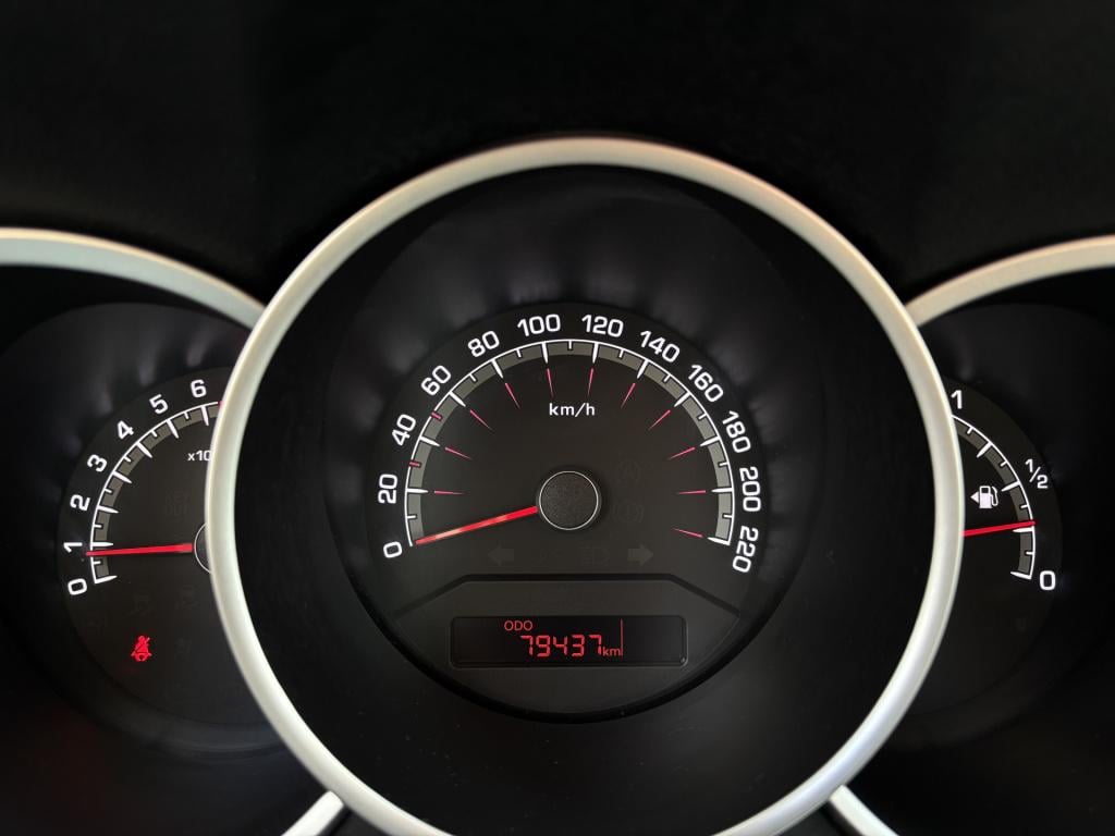 Kia Venga 1.4 cvvt dynamicplusline | navi | achteruitrijcamera | parkeersen