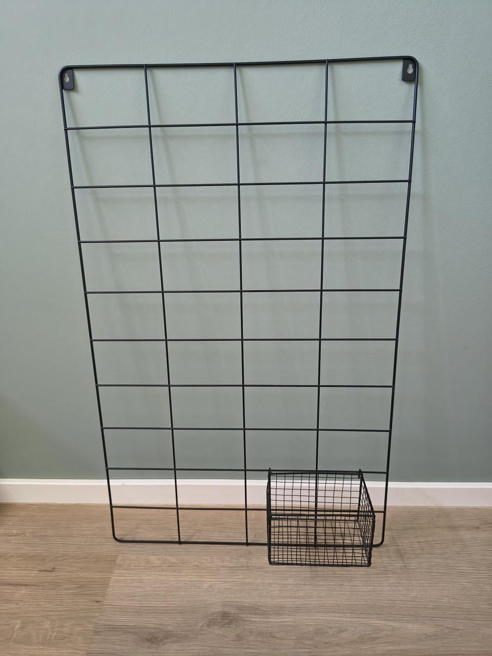 Te koop: Metalen wandrek