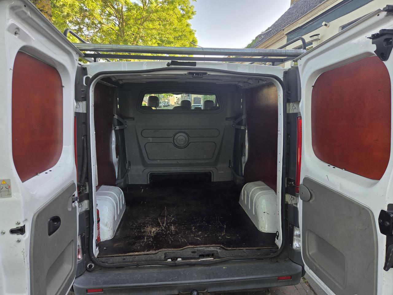 Te koop opel vivaro dubbele cabine 2014
