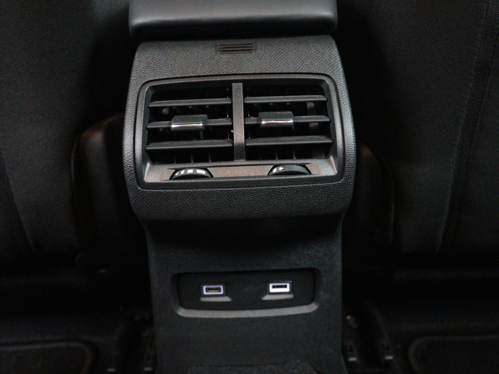 Citroen Ë-c4 feel 50 kwh | rijklaar | parkeersensoren achter | camera achte