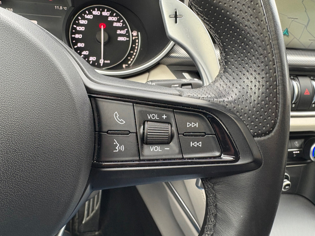 Alfa Romeo Stelvio 2.0 t awd veloce