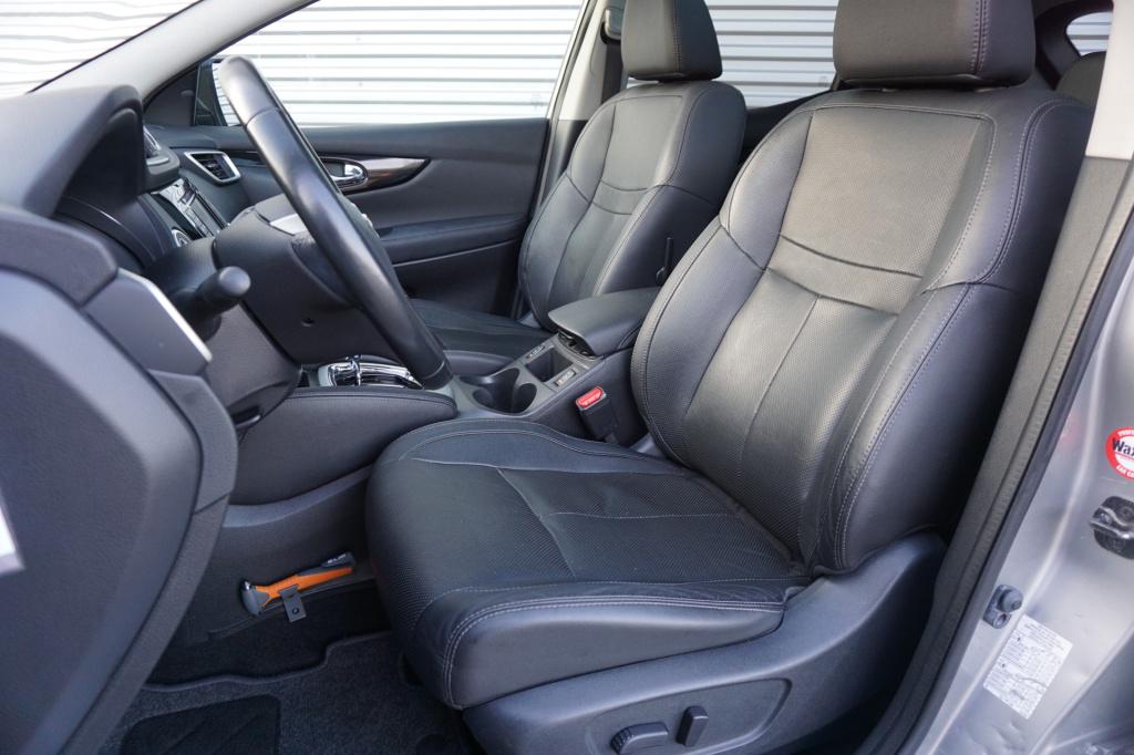 Nissan Qashqai 1.2 tekna - automaat / climate / navi / cruise / leder / cam