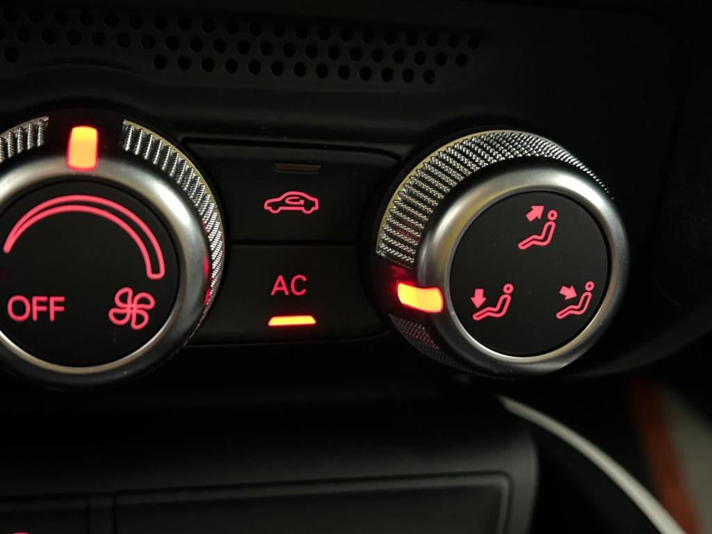 Audi A1 occasion 1.4 tfsi ambition pro line business | creme | tweedehands 