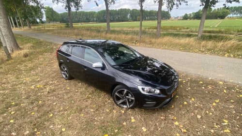 Mooie Volvo V60, T3, R-design,automaat